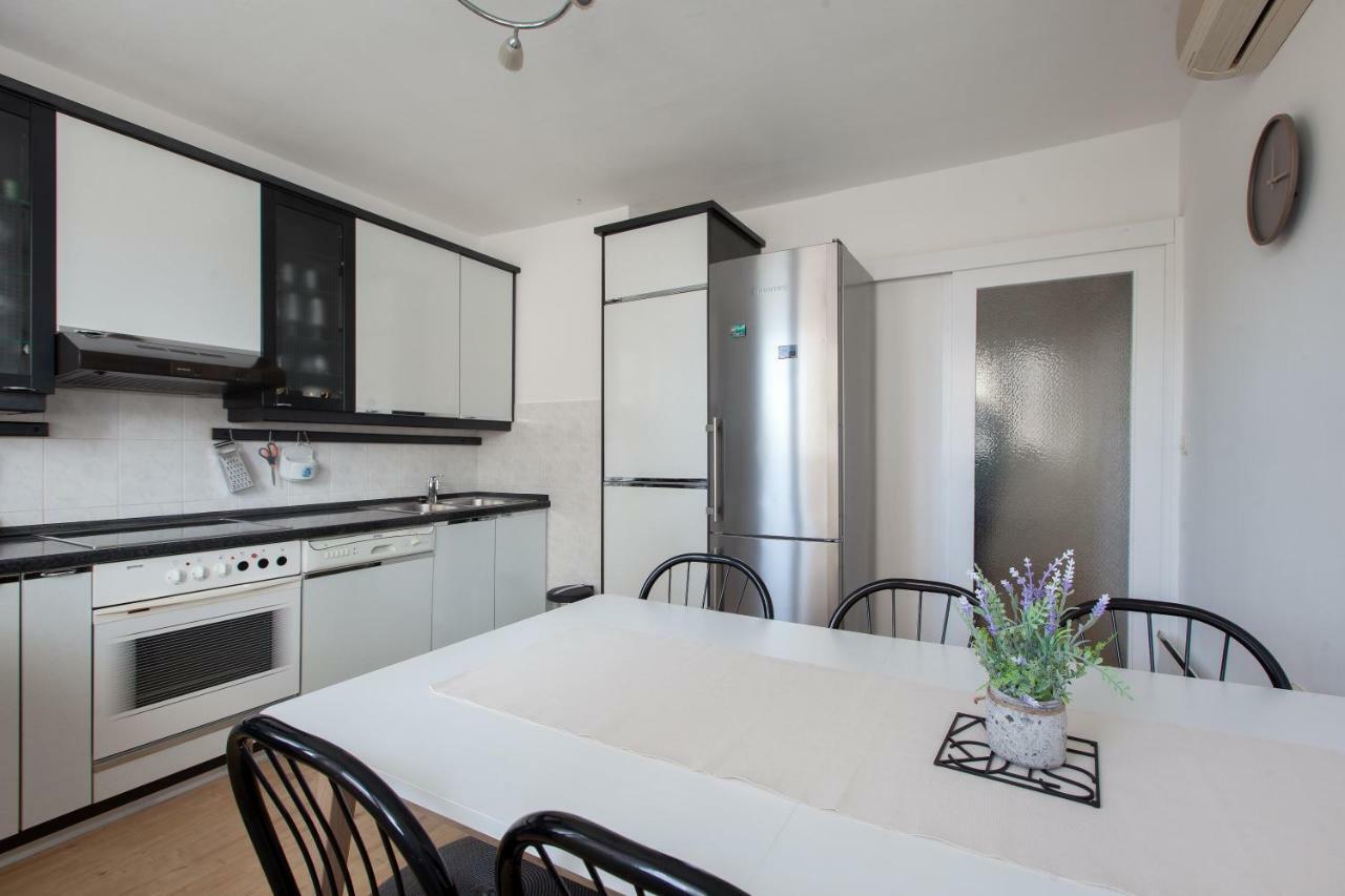 Apartment Gabriella Makarska Eksteriør bilde